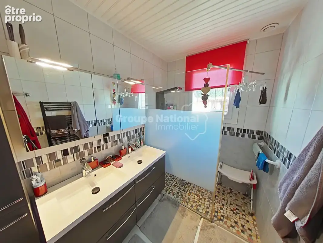 EXCLUSIVITÉ LADN-IMMO  THURÉ  146 m²  3 chambres  Terrain d'environ 3 900 m² - photo 9