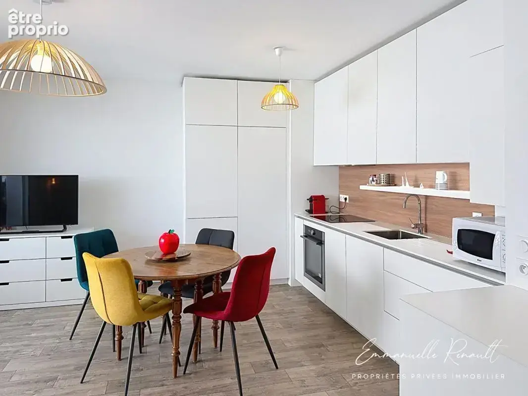Sarzeau · Appartement T2 de 43 m² avec balcon et parking couvert, à 1 km du Golfe et 300m des commerces - photo 6