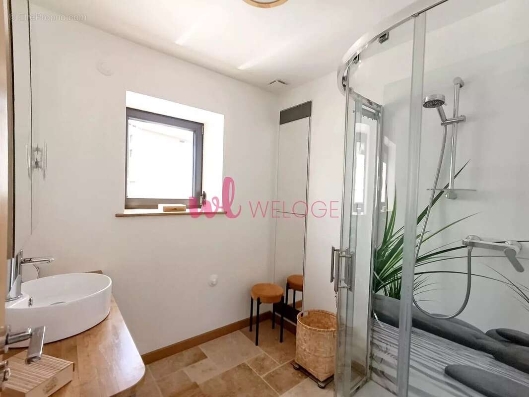 Maison à CHAMBOST-ALLIERES