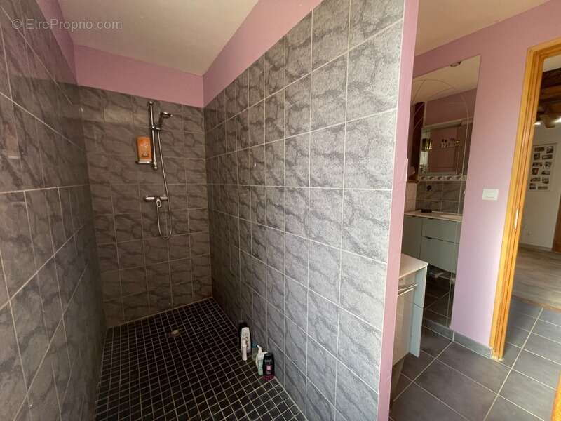 Maison à ARNAC-LA-POSTE