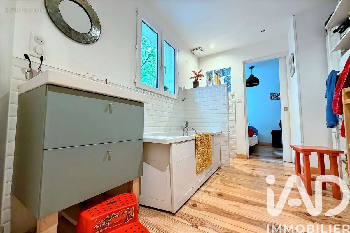 Photo 5 - Appartement à MARSEILLE-6E