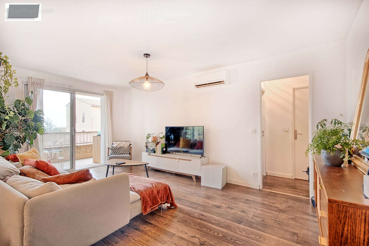 Appartement à LA VALETTE-DU-VAR