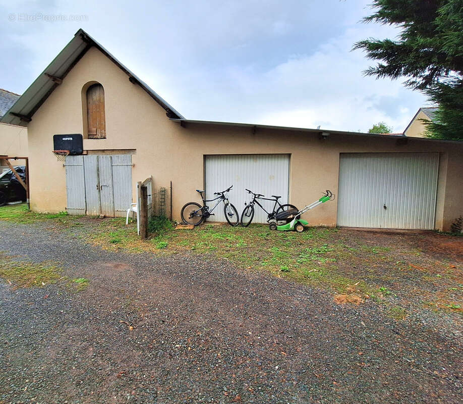Ensemble immobilier à La Cornuaille - photo 11