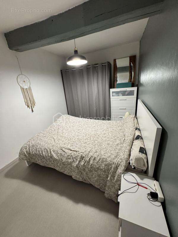 Maison à SAINT-DENIS-DE-CABANNE