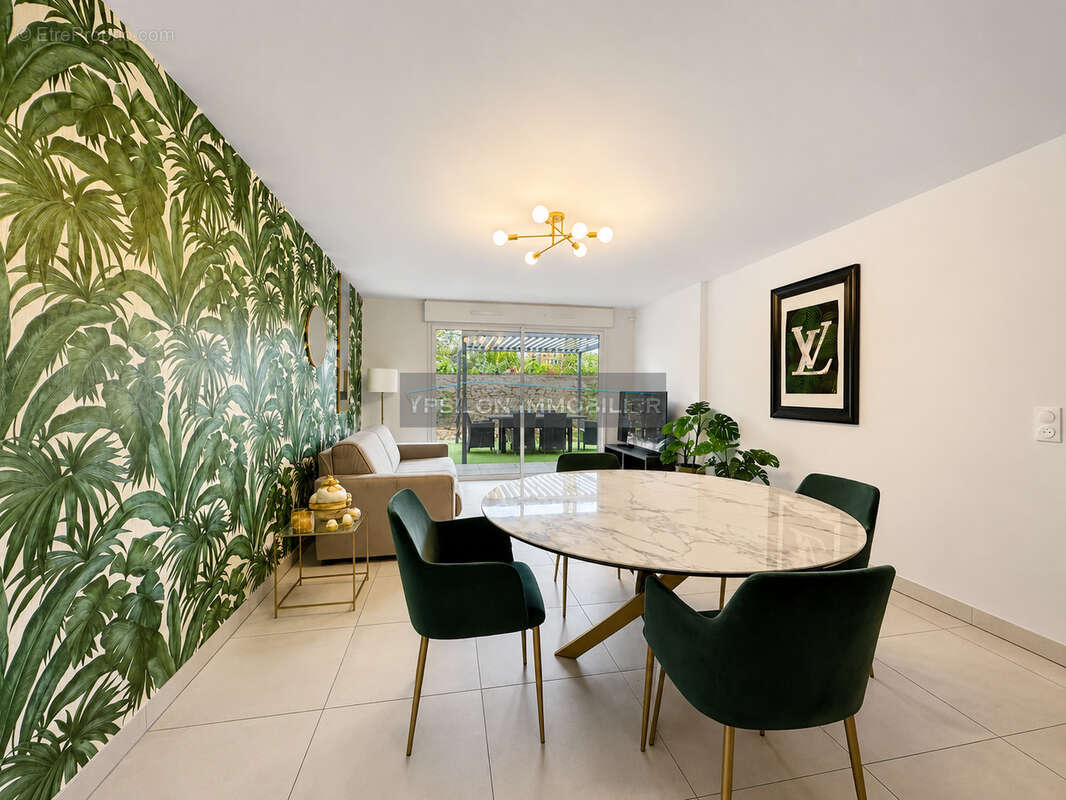 Appartement à BEAUSOLEIL
