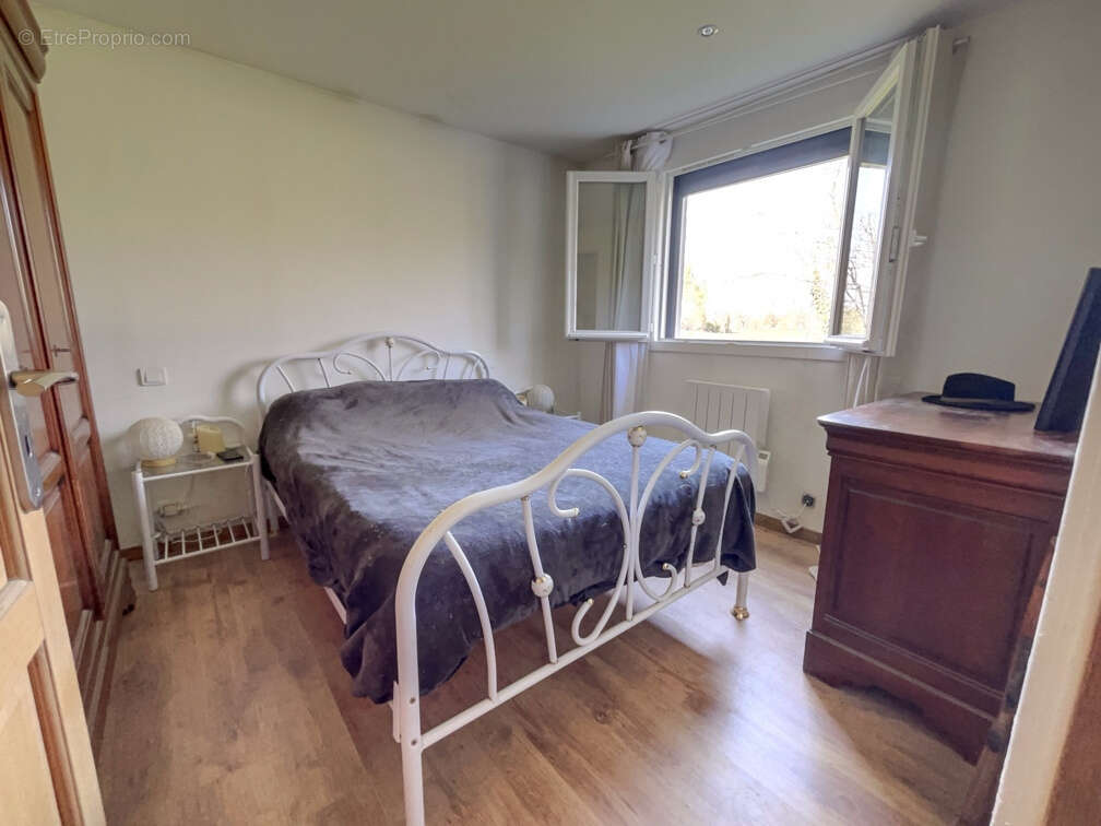 Maison à SAINT-ASTIER