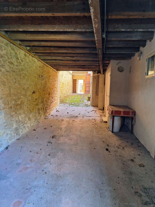 Appartement à SAUVETERRE-LA-LEMANCE