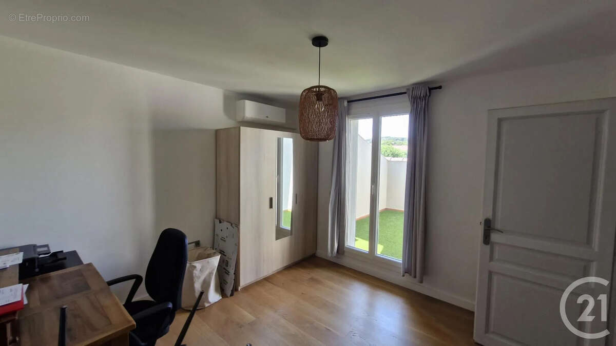 Maison 143 m² à Six-Fours-Les-Plages  - photo 14