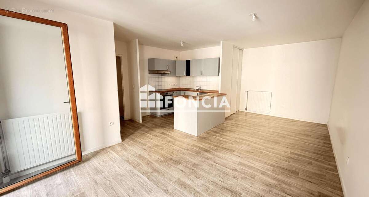 Appartement à SAINT-DENIS