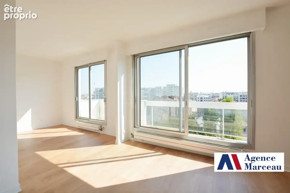 F2 avec balcon+ Cave & Box en option - photo 4