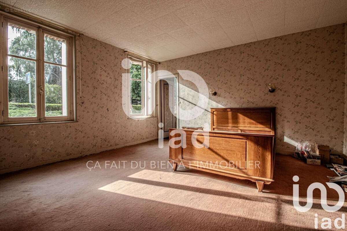 Maison 125 m² à Ambenay  - photo 7