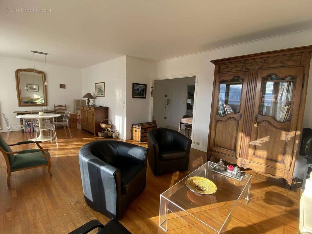 Appartement à ROMANS-SUR-ISERE