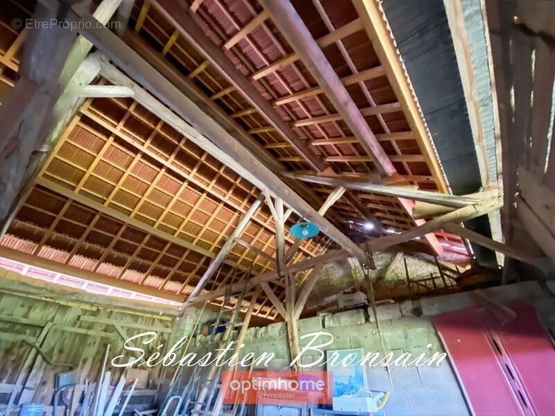 Maison à BOUSSELANGE