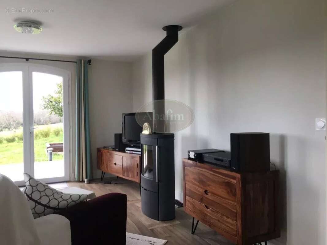 Maison à SAUVETERRE-DE-BEARN