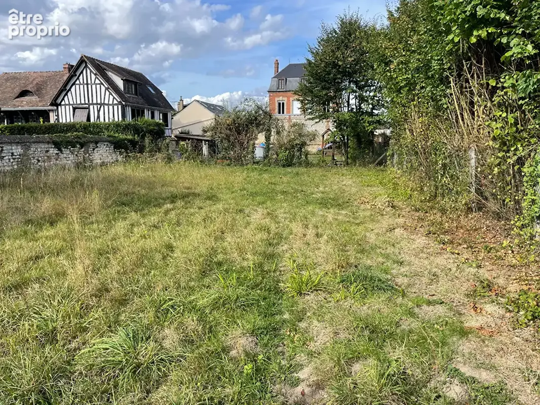 Photo Terrain à Caudebec-Les-Elbeuf au prix de 65 000€