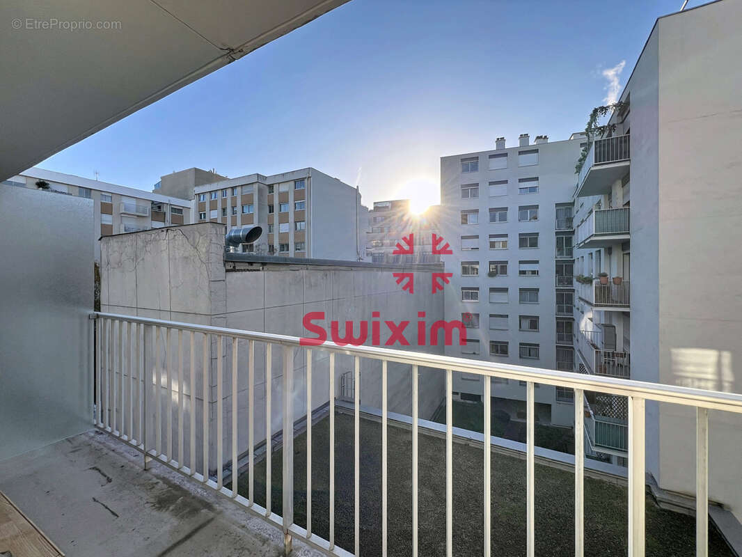 Appartement à PARIS-11E