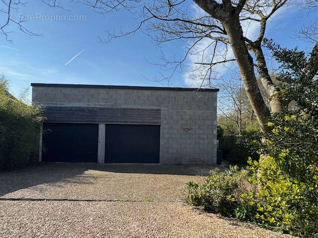 Maison à ISSE