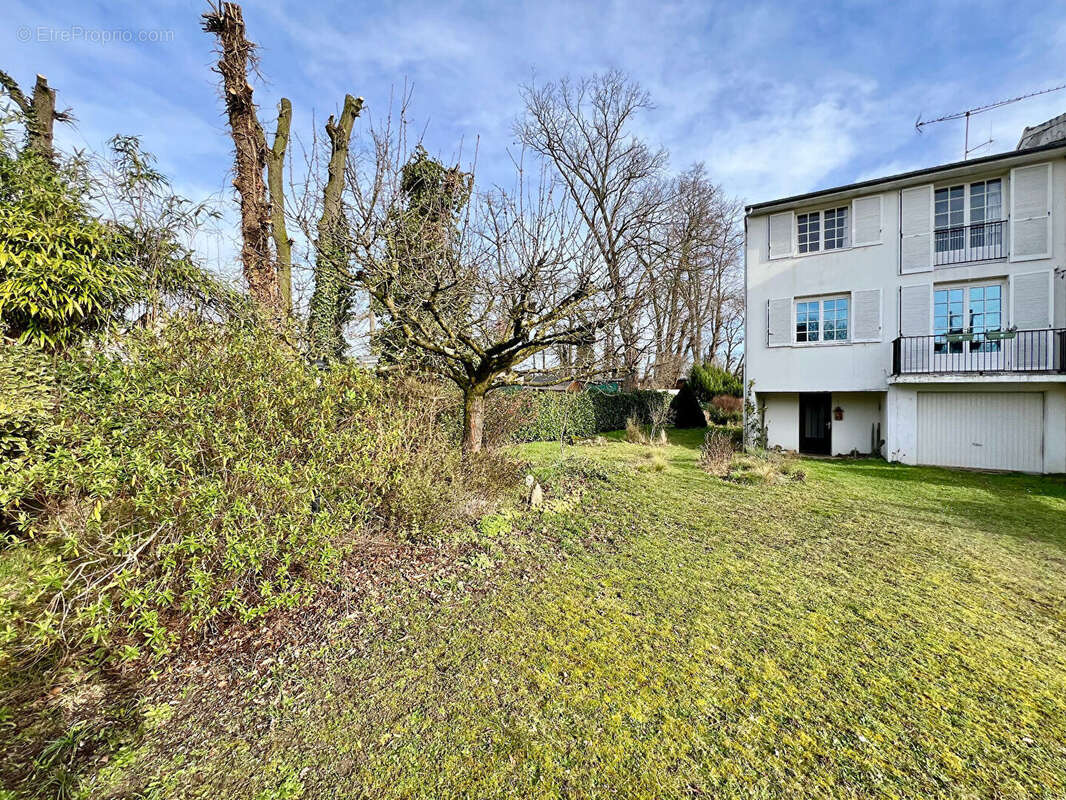 Maison à CONFLANS-SAINTE-HONORINE