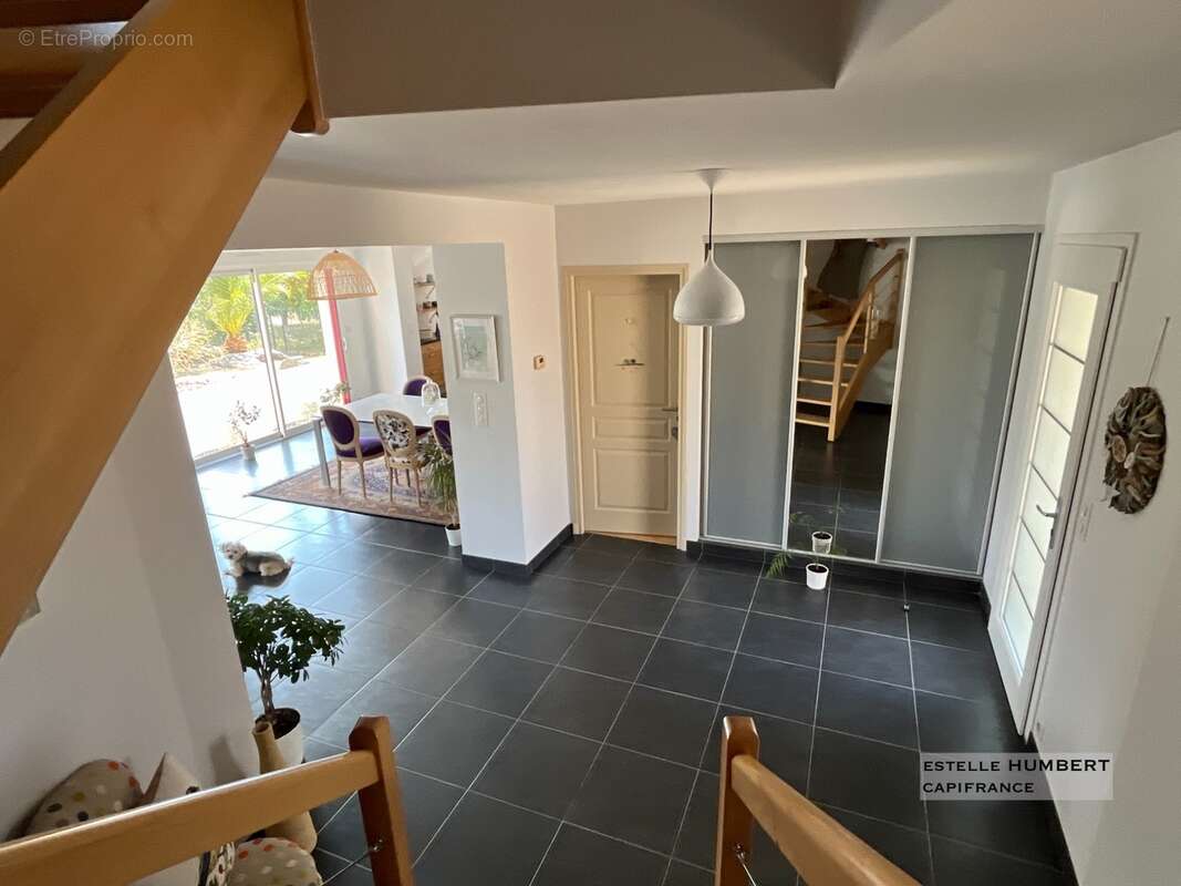 Maison à vendre 6 chambres, 223m2 - photo 24