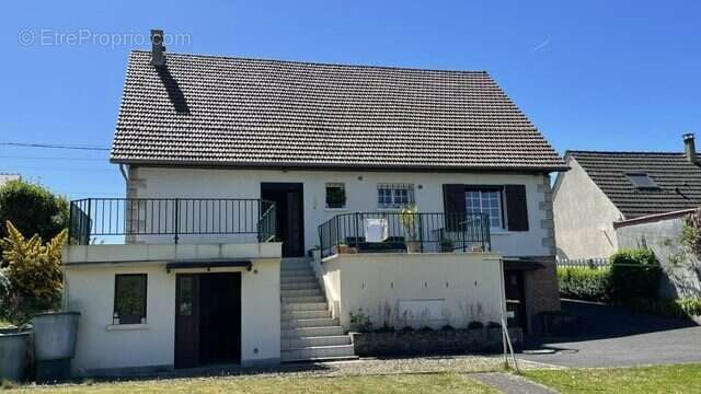 Maison à CAUFFRY