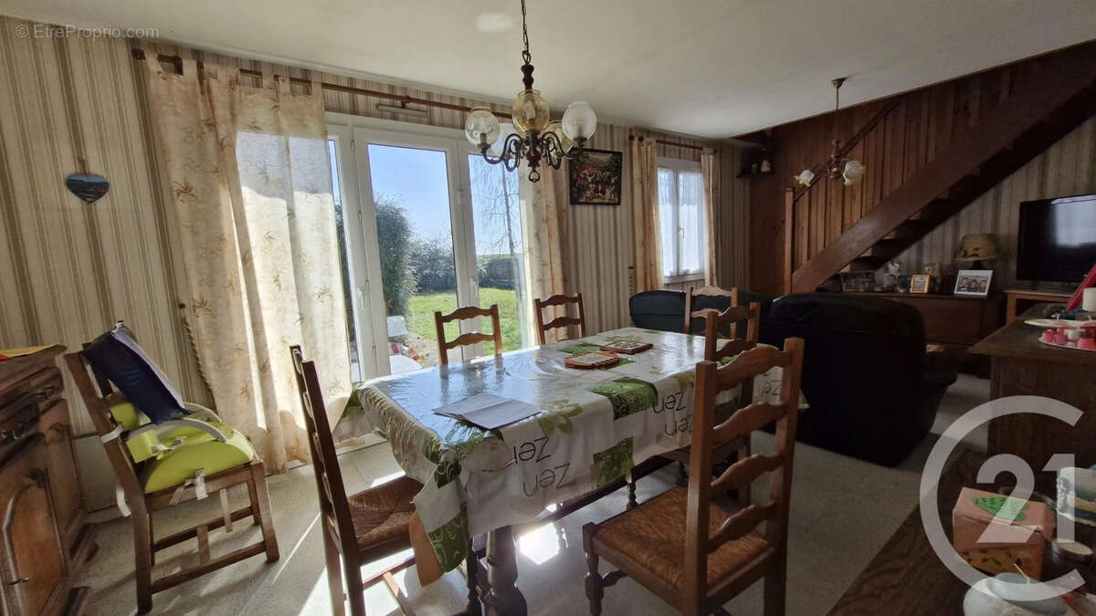 Maison 89 m² à Conie-Molitard  - photo 2