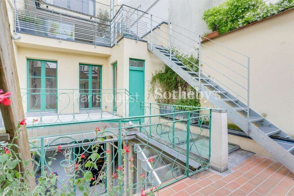 Maison à PARIS-20E