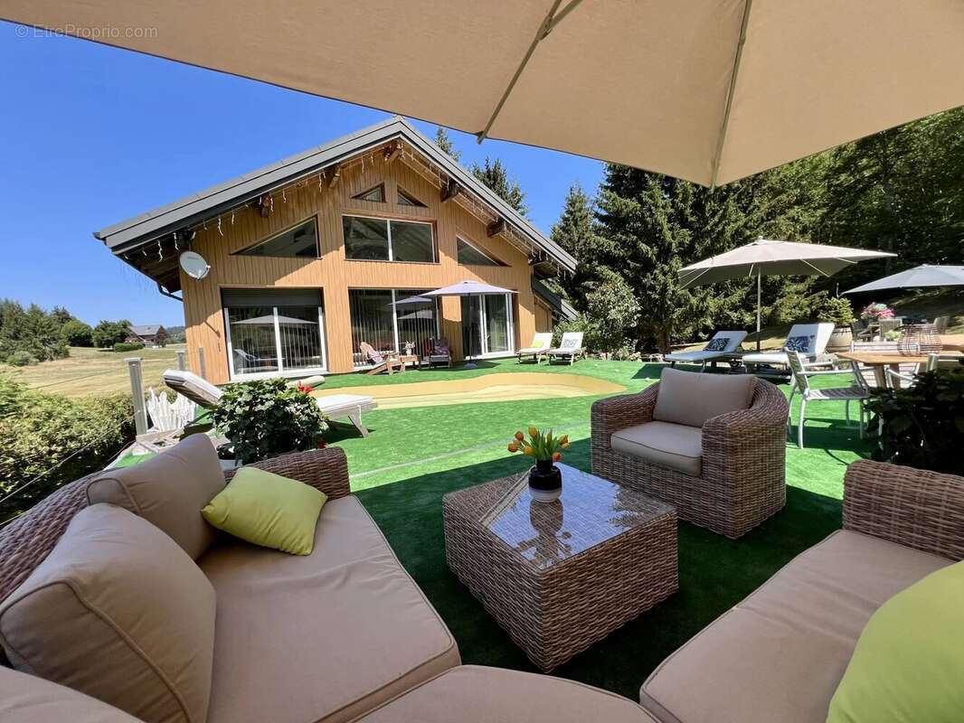 Villa d'exception de 167 m² avec piscine aux Déserts - photo 2