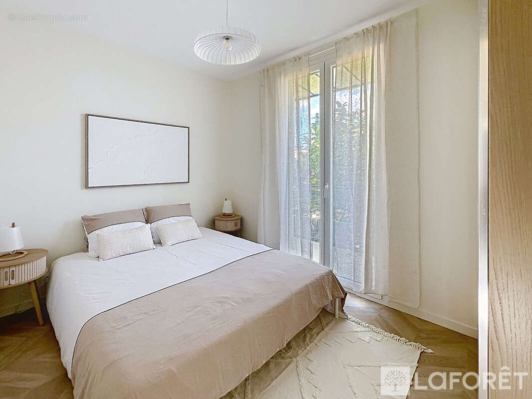 Appartement à ROQUEBRUNE-CAP-MARTIN