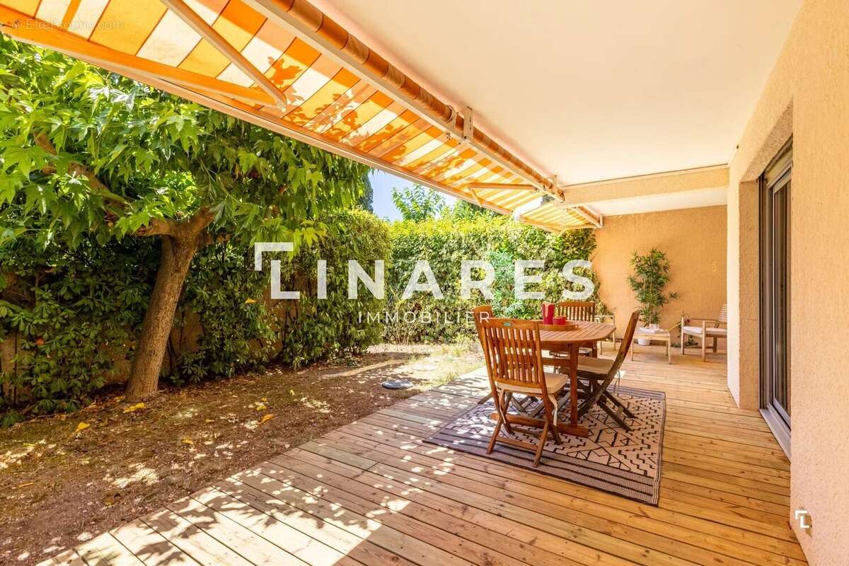 LE CLOS BRUNET - Appartement T3 de 78m2 - Terrasse - Jardin - Parking/Garage - Cave - 13100 - photo 5