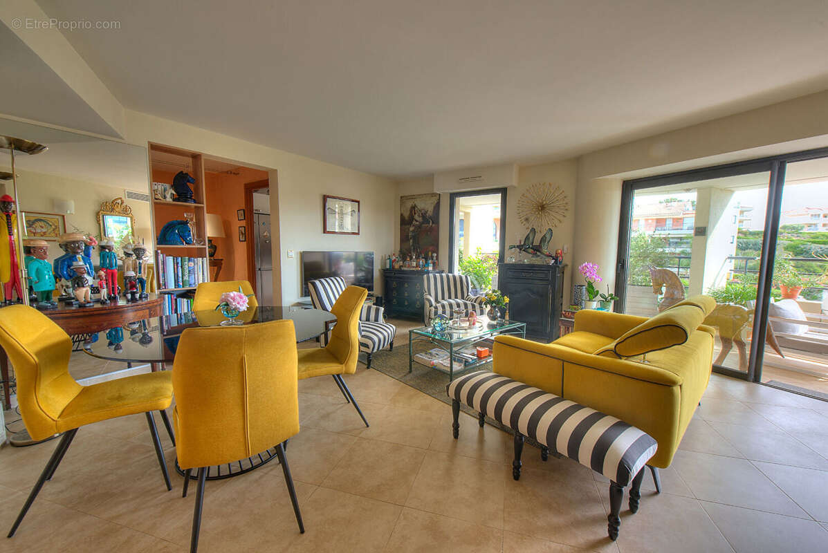 Appartement 3 pieces 84 m2 piscine commerces saint-raphael - photo 6