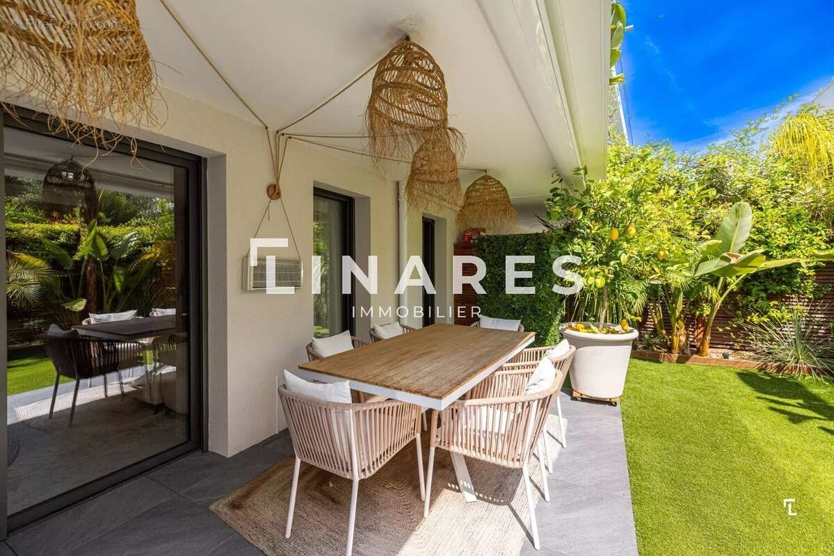 Appartement à MARSEILLE-8E