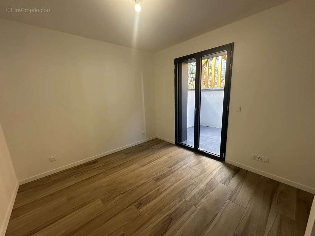 Appartement à NEUVECELLE