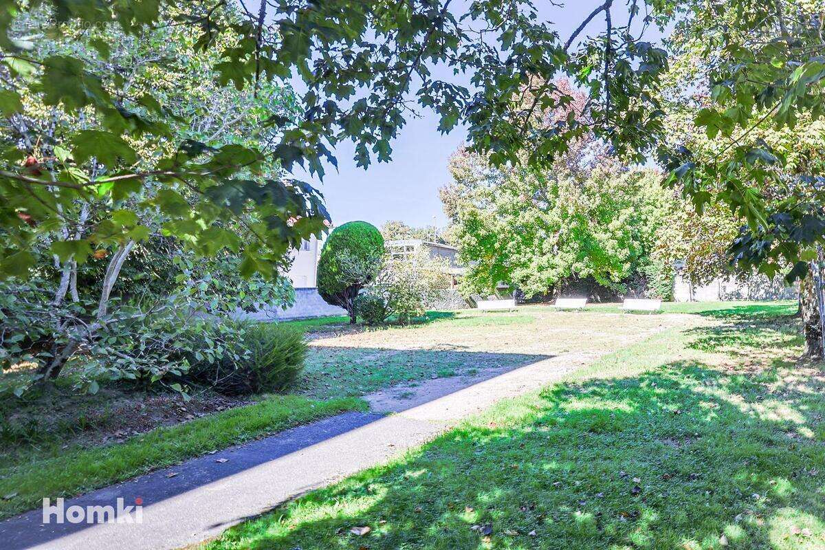 Appartement à BILLERE