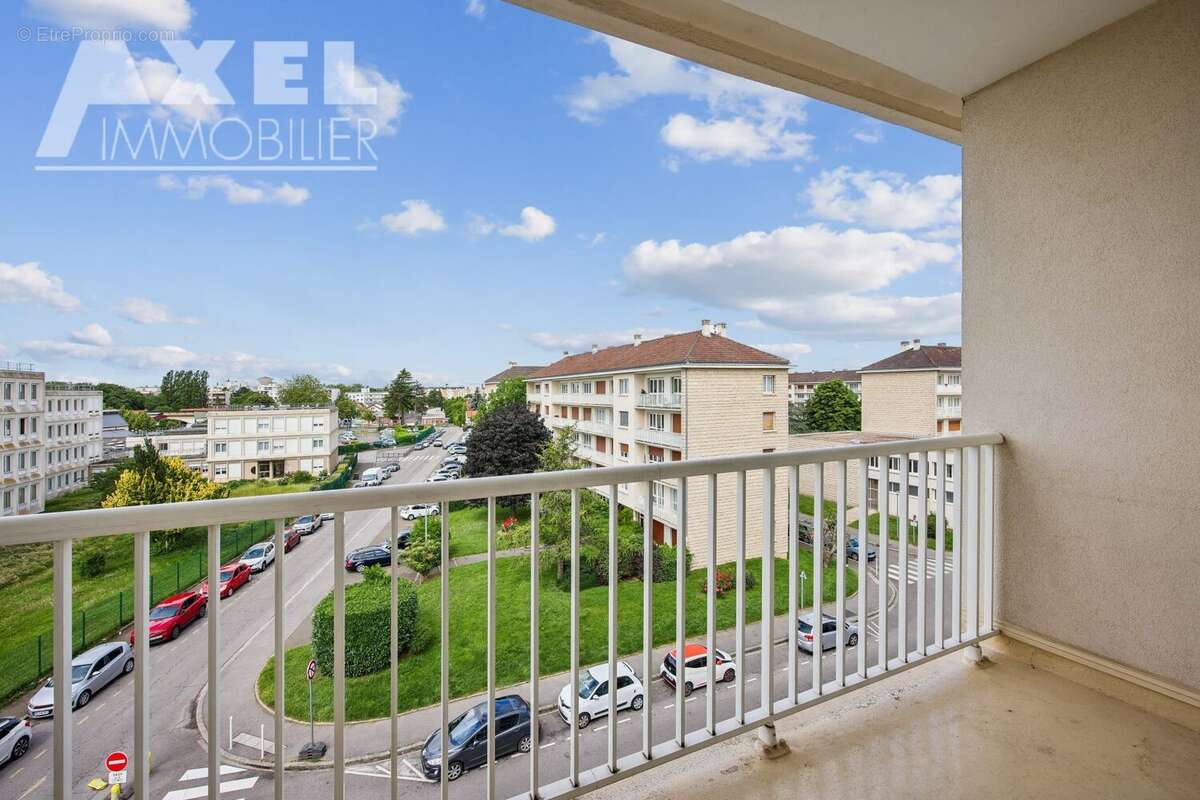 Appartement à BOIS-D'ARCY