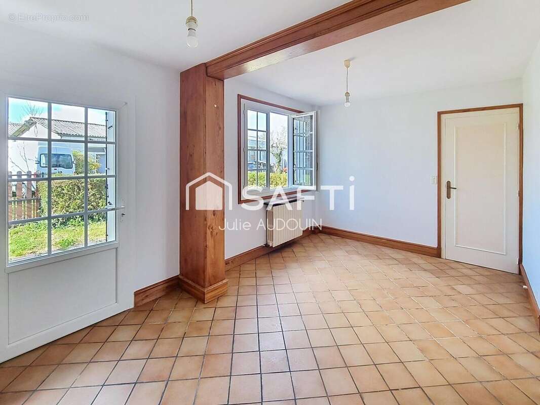 Photo 2 - Maison à MATHA