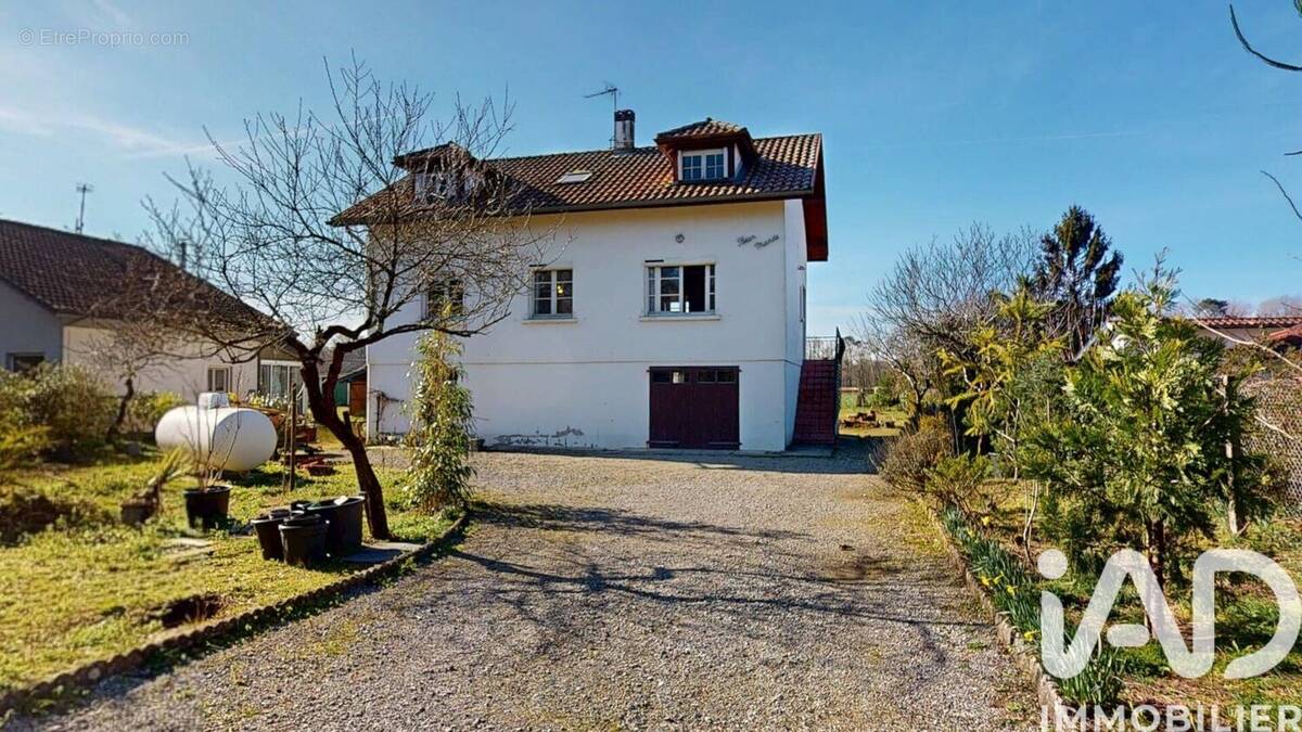 Photo 1 - Maison à ORTHEVIELLE