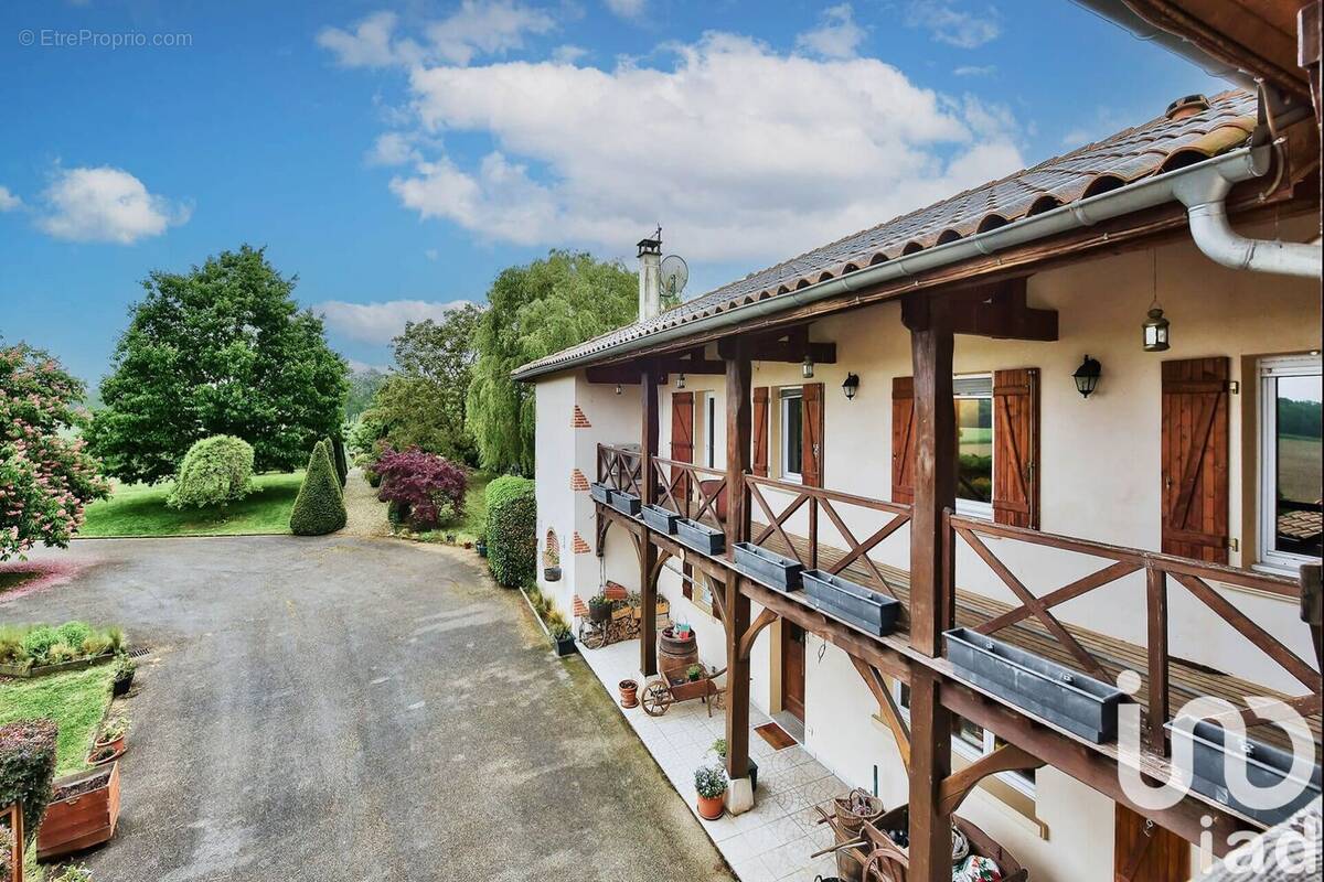 Photo 1 - Maison à MIONNAY