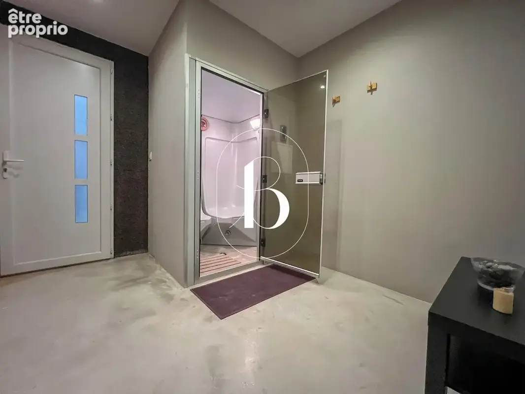 Maison 225 m² à Goudargues  - photo 24