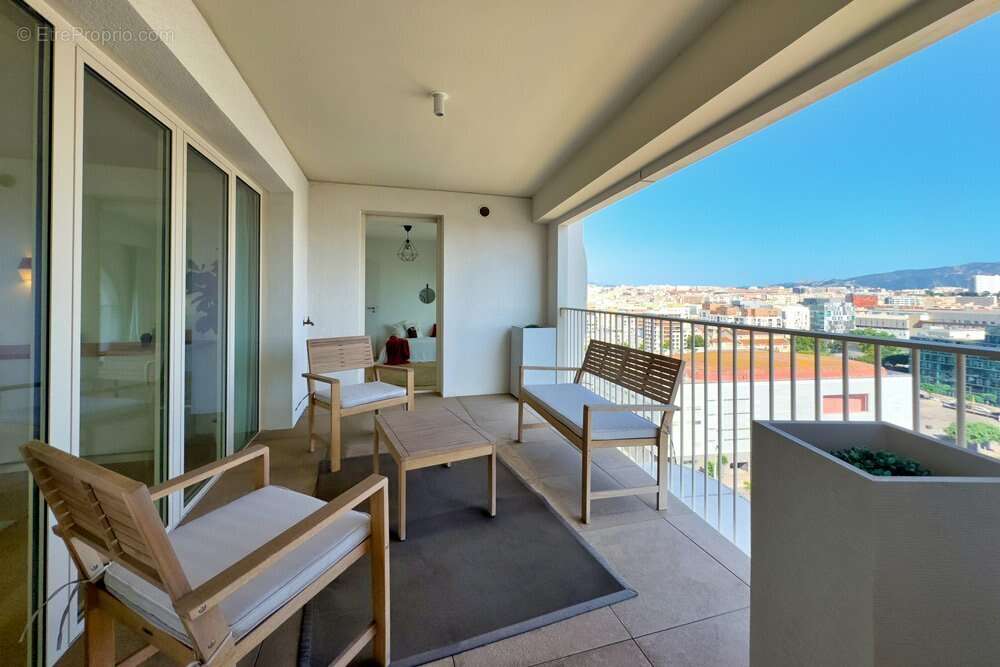 Appartement à MARSEILLE-2E