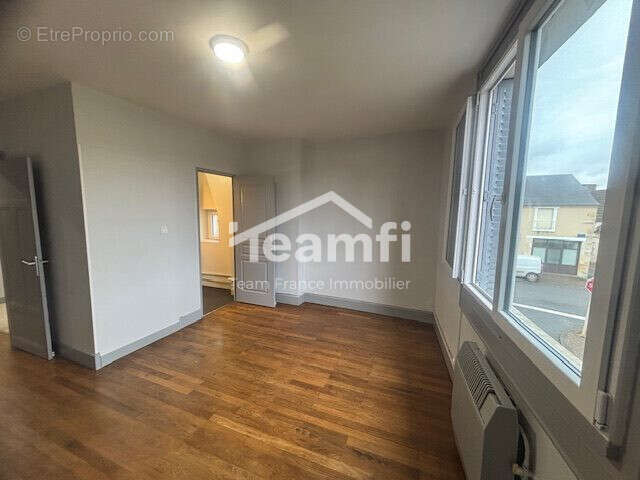 Appartement à SAINT-AMAND-MONTROND