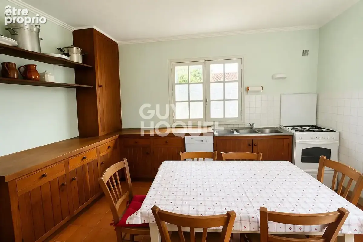 Maison au coeur du village à vendre à Saint-Clément-des-Baleines - photo 4