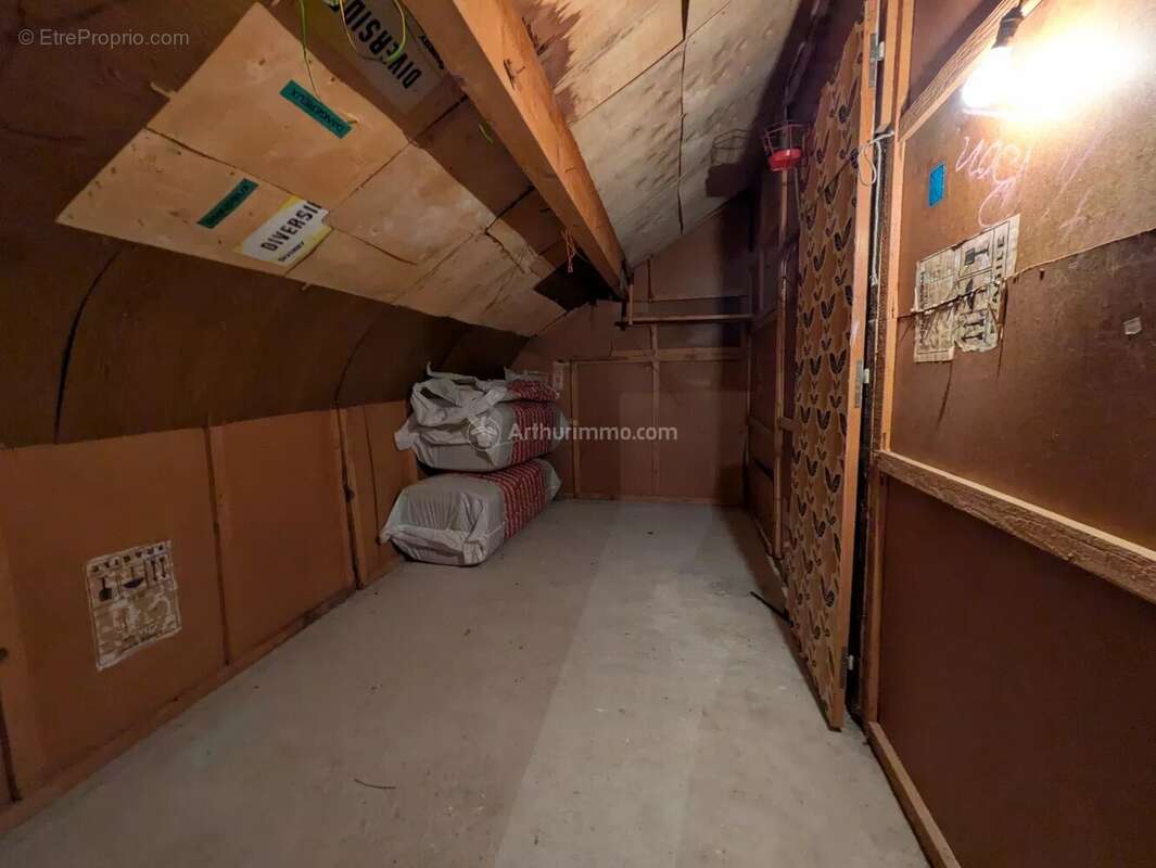 Maison à NEUFCHATEAU