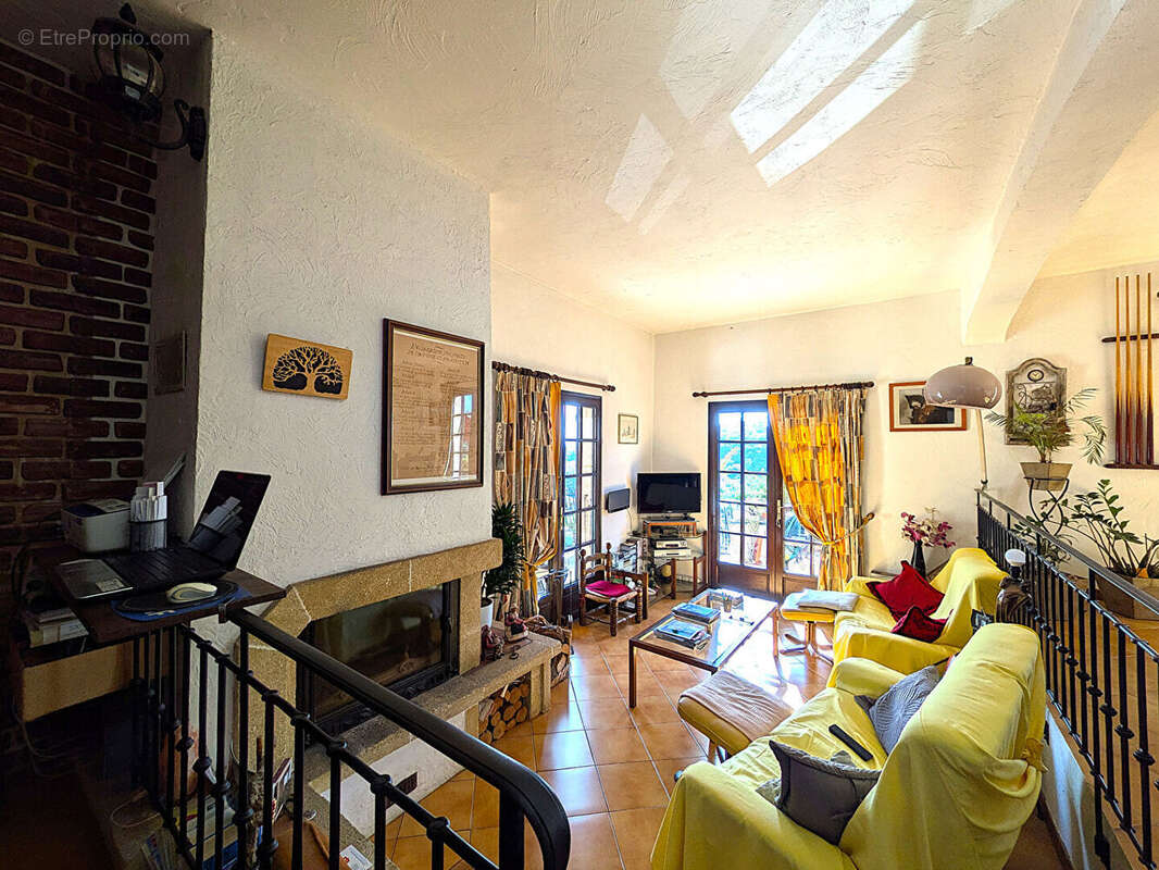 Autre à CAGNES-SUR-MER