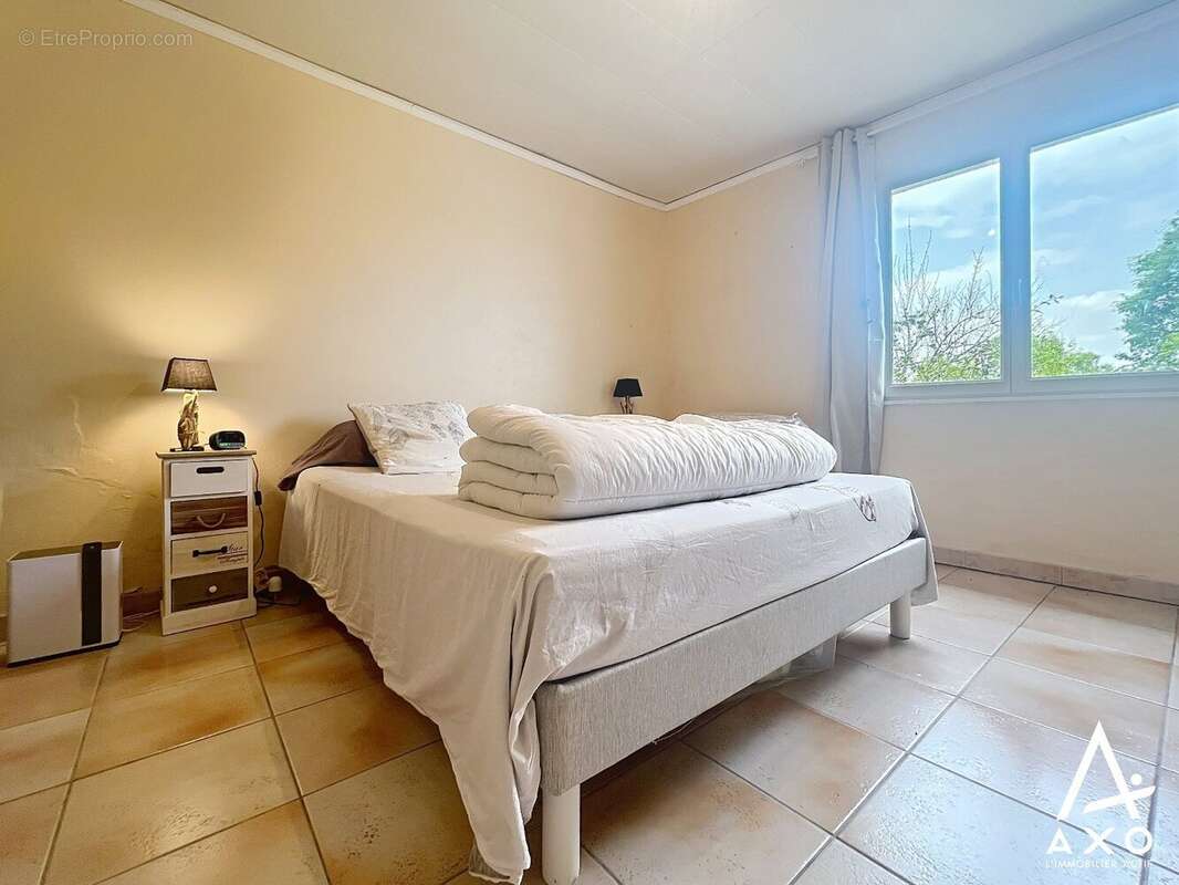 Maison à VILLENEUVE-DE-MARSAN