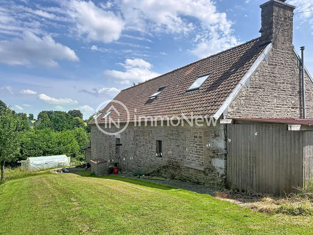 Maison 152 m2 au calme avec gite sur terrain 5000 m2 a 5 minutes de sourdeval - photo 20