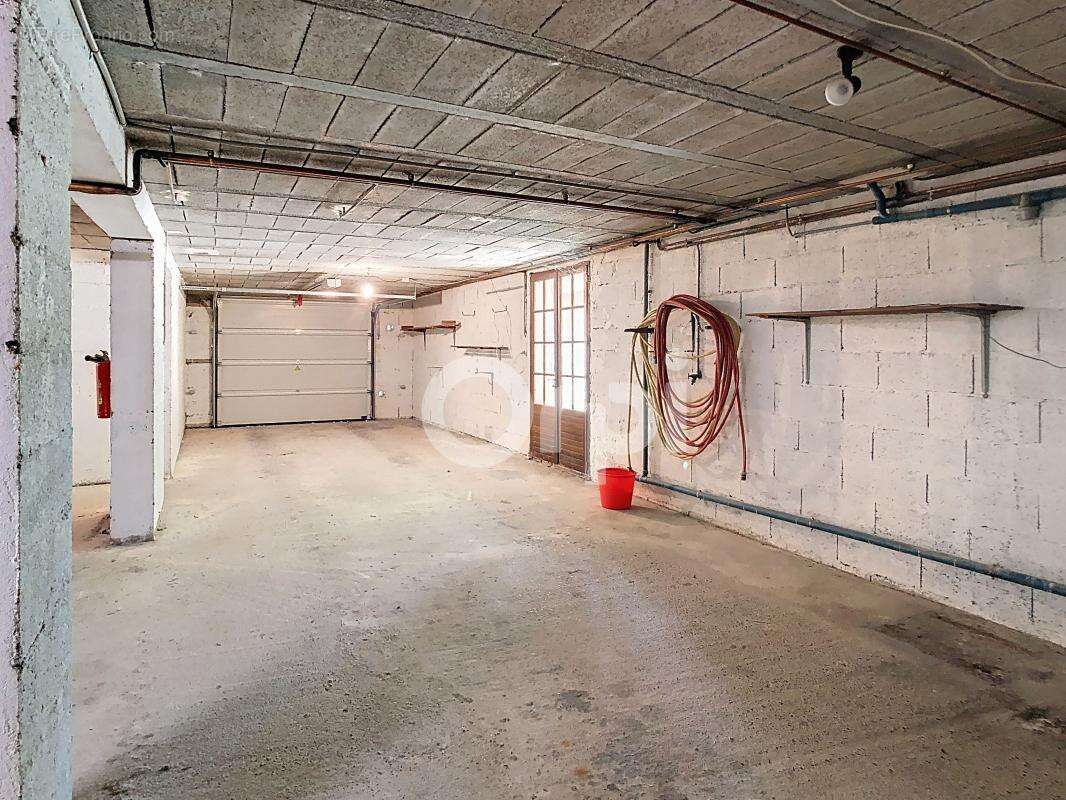 Maison à COULOUNIEIX-CHAMIERS