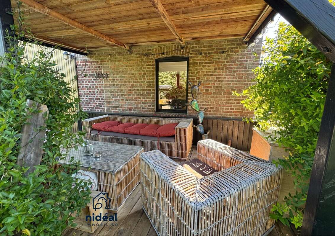 Maison à LE MESNIL-SOUS-JUMIEGES