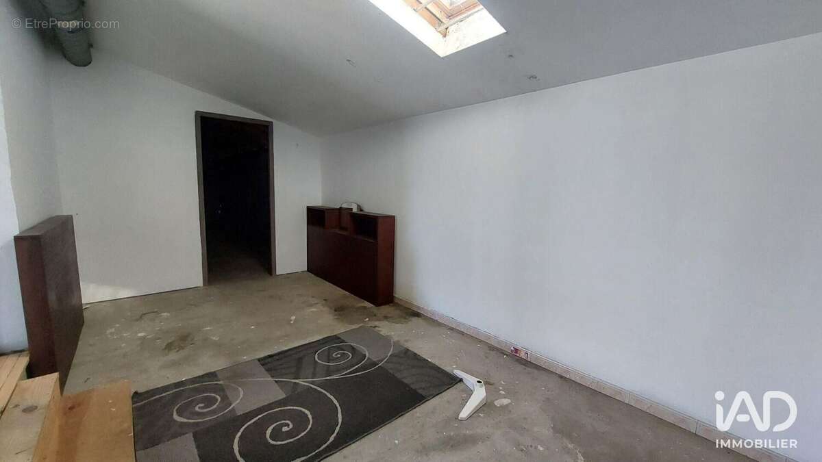 Photo 5 - Commerce à LAMOTHE-MONTRAVEL