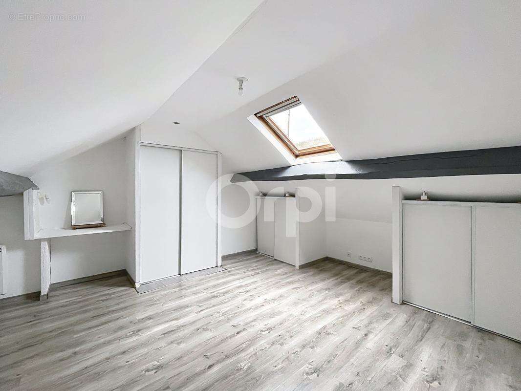 Appartement à LIANCOURT