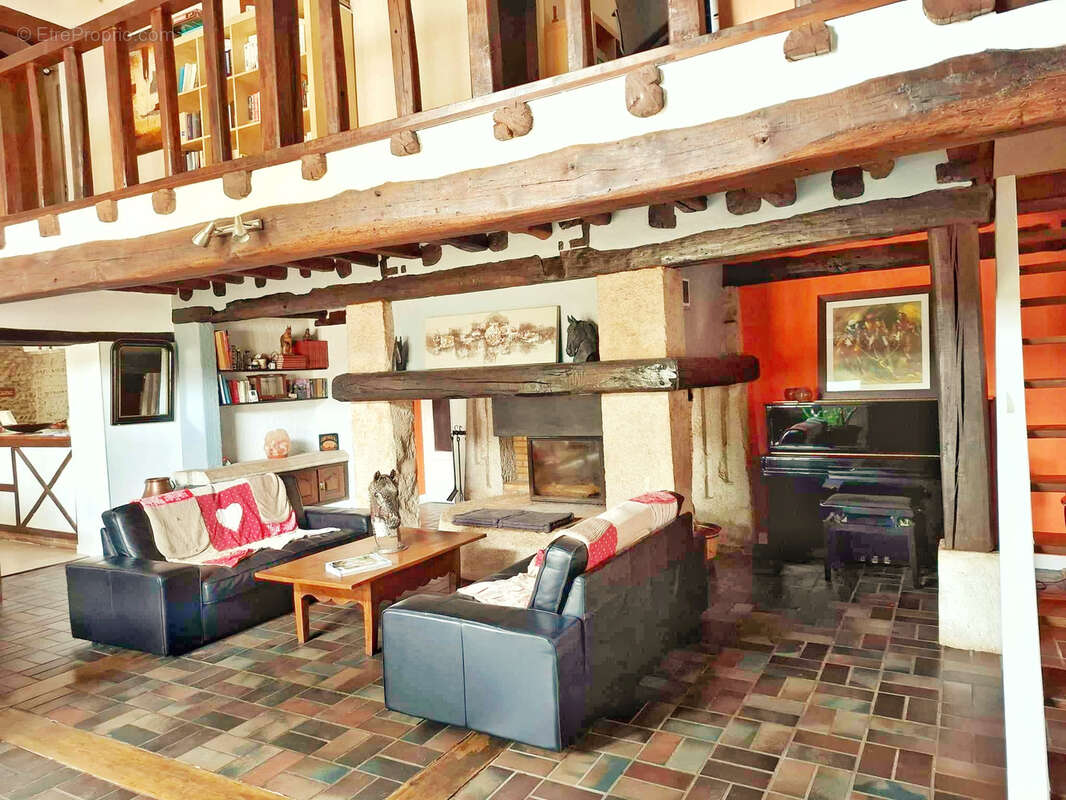 Maison à VIRIAT